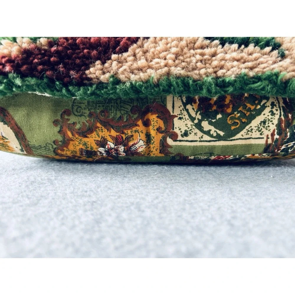 Vintage Handmade Latch Hook Bird Robin Decorative‎ Throw Pillow Knit